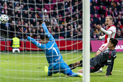 AMSTERDAM, 19-01-2020, football, Johan Cruijff ArenA, Dutch eredivisie, season 2019-2020, Ajax player Donny van de Beek scores the 1-0, during the match Ajax - Sparta,