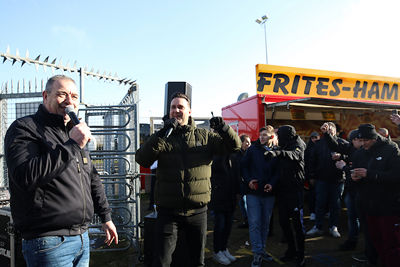 Prima warming-up met een zangertje. © De Brouwer